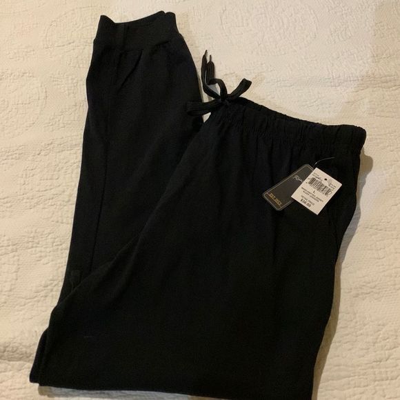 emabassy Other - Embassy jersey knit jogger style PJ pants